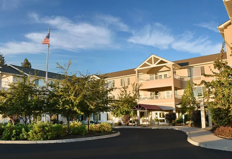 Fox Hollow Independent and Assisted Living Community